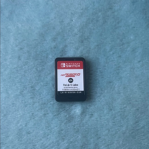 Nintendo Switch Console Set - Picture 5 of 13